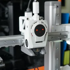 Mini display Panda Knomi per stampanti 3D Bambu Lab serie A1 P1 X1 - display con cornice stampata (da A7 Lab)