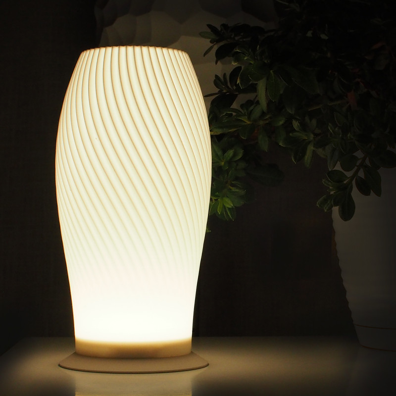 Lámpara LED impresa en 3D con fuente de alimentación USB (nº 1)
