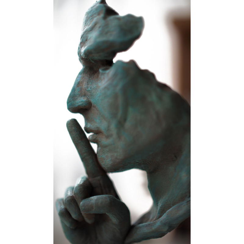 Máscara de bronce impresa en 3D «No hablo»